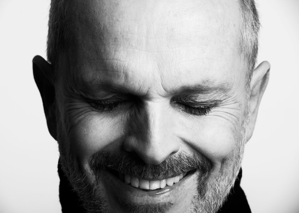 miguel bose portrait by ricardo pinzon colombian photographer